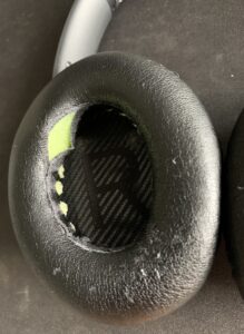 BOSEのワイヤレスヘッドホン(QuietComfort 35)のイヤーパッドの交換頻度