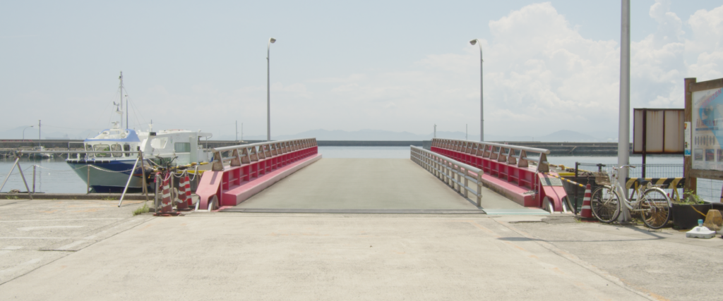 愛媛県今治市関前の『岡村港』